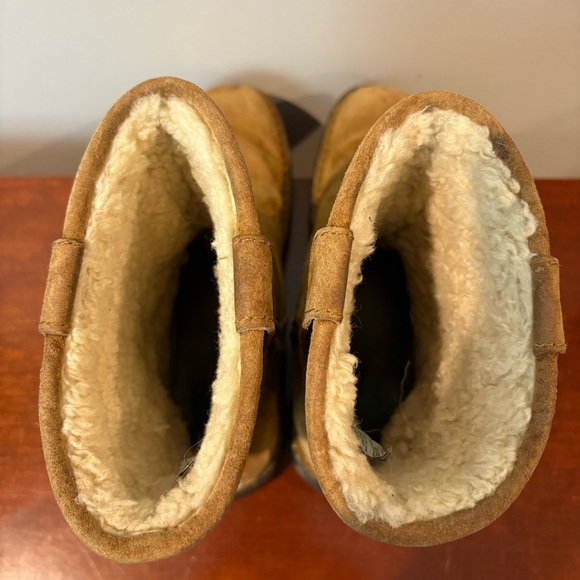 UGG Men’s Aliso Suede Shearling Lined Boots Size 7 main image 8